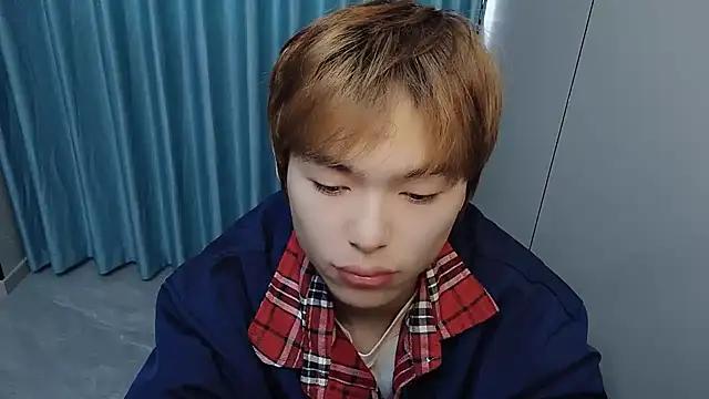 Snapshot of xiaottt1918 chatting on 2, 4, 2026 xiaottt1918 online show from 2, 4, 2026