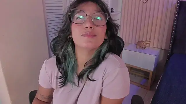 Yazmin rouse online show from 6, 3, 2025