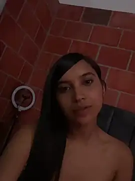 RoxyRoss  online show from 16, 3, 2025