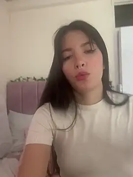 Snapshot of annaharper- chatting on 15, 12, 2024 annaharper- online show from 15, 12, 2024