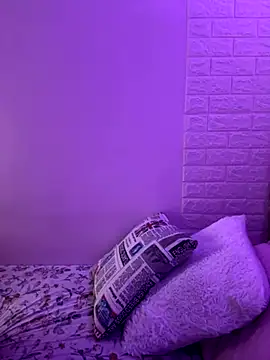 Snapshot of annaharper- chatting on 10, 9, 2025 annaharper- online show from 10, 9, 2025