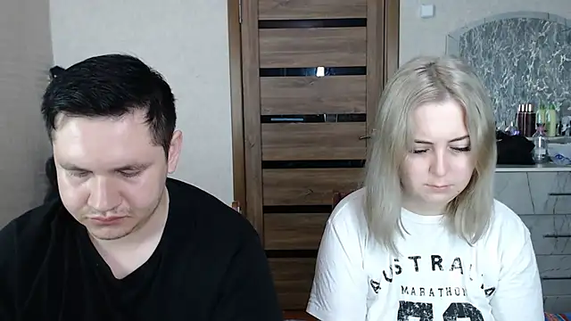 Kristy-Max online show from 4, 3, 2025