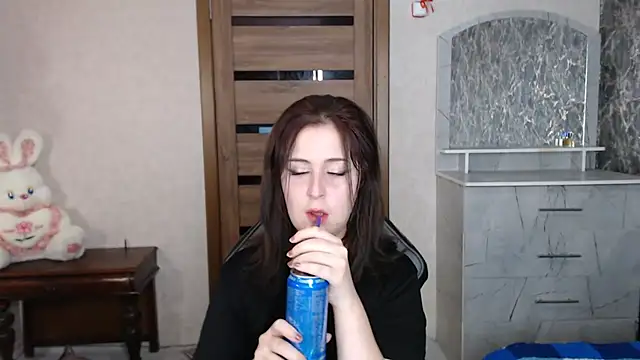 Kristy-Max online show from 19, 10, 2025