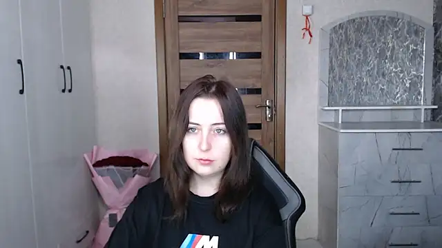 Kristy-Max online show from 7, 11, 2025