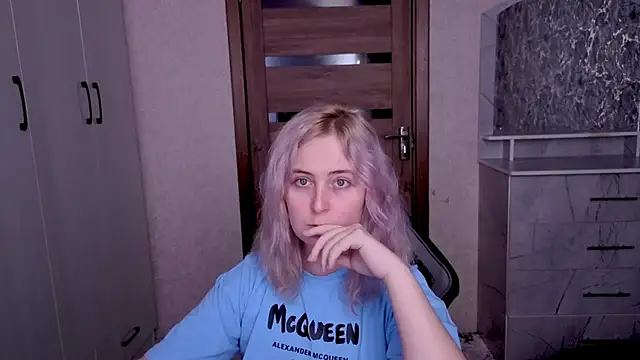 Kristy-Max online show from 21, 3, 2026