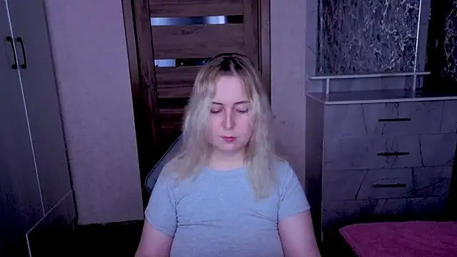 Kristy-Max online show from 9, 6, 2026