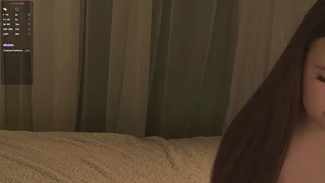 Snapshot of SunnyRisha chatting on 2, 11, 2025 SunnyRisha online show from 2, 11, 2025