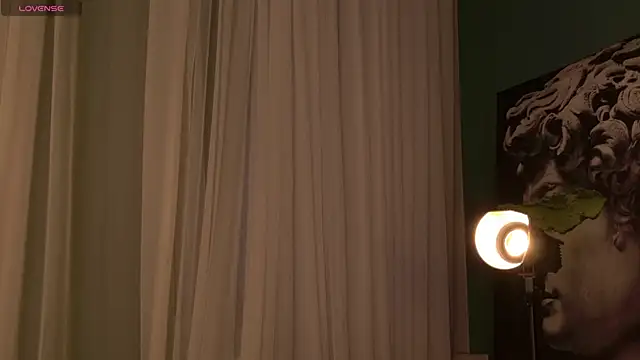 Snapshot of SunnyRisha chatting on 16, 11, 2025 SunnyRisha online show from 16, 11, 2025