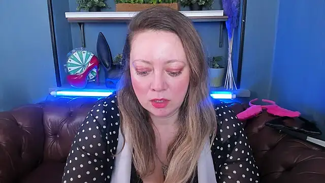 JesiaFoxi online show from 13, 2, 2025