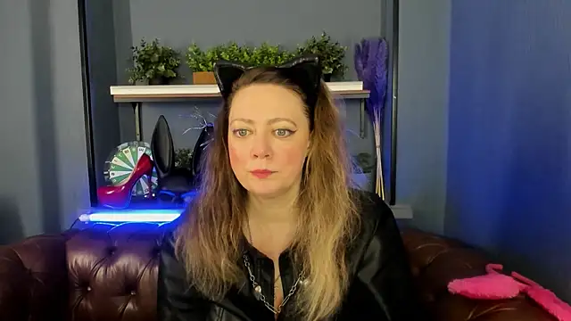 JesiaFoxi online show from 1, 3, 2025