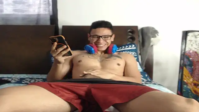 Tobicutee online show from 6, 2, 2026