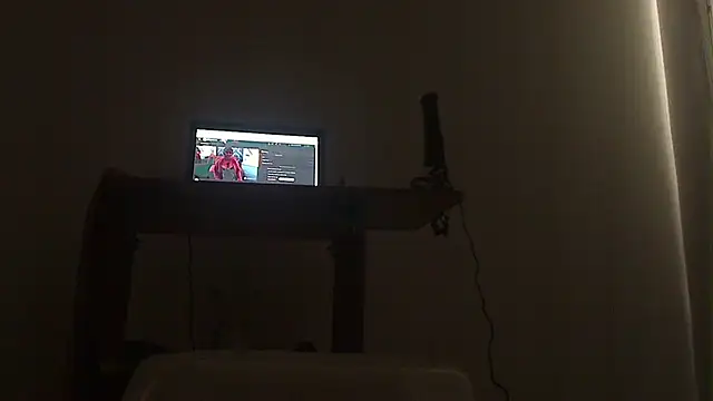 Snapshot of SensualGata13 chatting on 14, 3, 2025 SensualGata13 online show from 14, 3, 2025