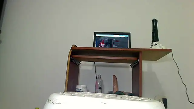 Snapshot of SensualGata13 chatting on 1, 10, 2025 SensualGata13 online show from 1, 10, 2025