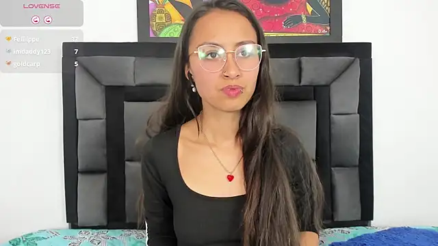 Snapshot of tatiana_valencia chatting on 17, 3, 2025 tatiana valencia online show from 17, 3, 2025