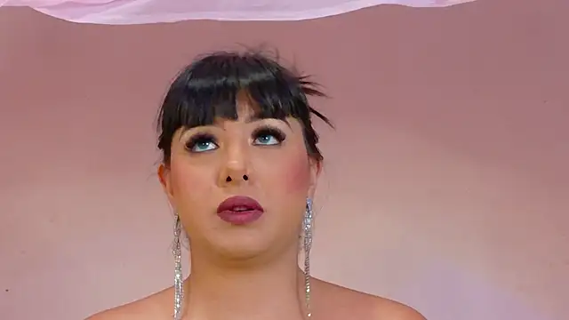 Alexa Miss online show from 12, 2, 2025