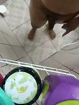 Snapshot of roladuraPr chatting on 8, 9, 2025 roladuraPr online show from 8, 9, 2025