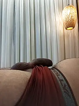 Snapshot of roladuraPr chatting on 14, 10, 2025 roladuraPr online show from 14, 10, 2025