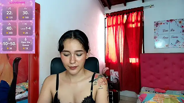 miley blue  online show from 30, 10, 2025