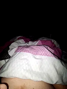 Snapshot of schlonzi81 chatting on 12, 12, 2024 schlonzi81 online show from 12, 12, 2024