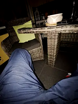 Snapshot of schlonzi81 chatting on 12, 9, 2025 schlonzi81 online show from 12, 9, 2025