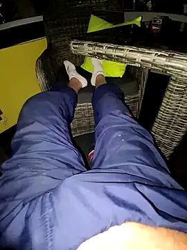 Snapshot of schlonzi81 chatting on 21, 9, 2025 schlonzi81 online show from 21, 9, 2025