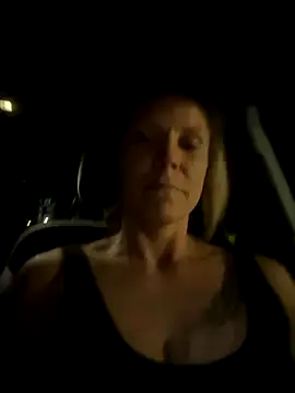 Snapshot of hotNReady6969 chatting on 25, 10, 2025 hotNReady6969 online show from 25, 10, 2025