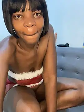 Snapshot of Cocowett chatting on 13, 2, 2025 Cocowett online show from 13, 2, 2025