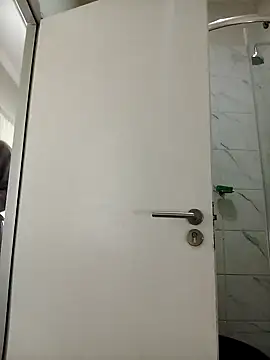 Snapshot of Cocowett chatting on 10, 9, 2025 Cocowett online show from 10, 9, 2025