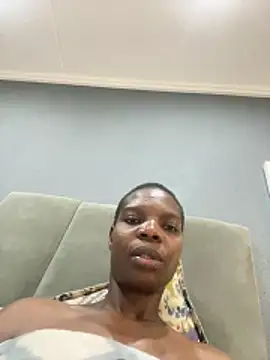 Snapshot of Cocowett chatting on 3, 12, 2025 Cocowett online show from 3, 12, 2025