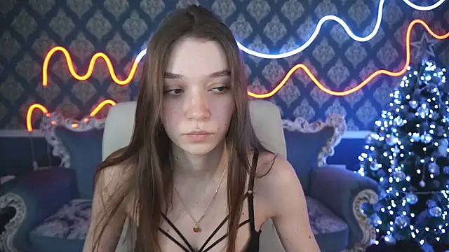 Cherry Wipe online show from 25, 12, 2024