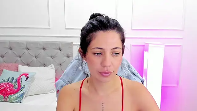 Snapshot of Emma_Brown_0 chatting on 4, 2, 2025 Emma Brown 0 online show from 4, 2, 2025