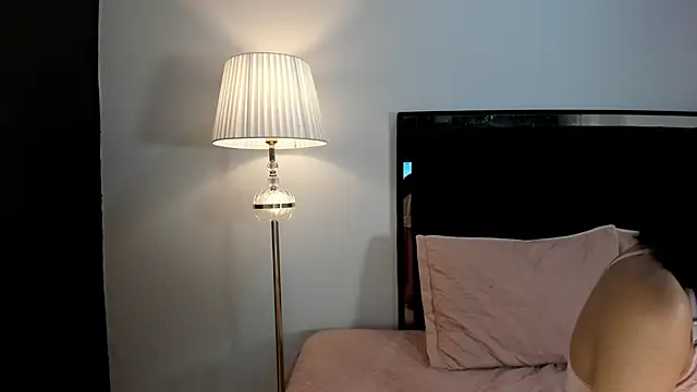 lilithTeen1  online show from 22, 3, 2026