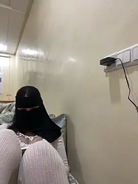 Snapshot of jijijoudia chatting on 6, 11, 2025 jijijoudia online show from 6, 11, 2025