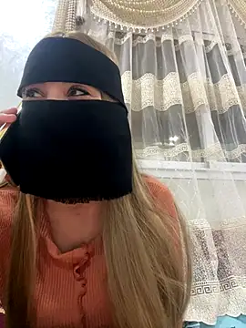 Snapshot of jijijoudia chatting on 15, 12, 2025 jijijoudia online show from 15, 12, 2025