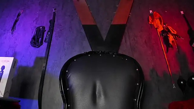 Carolina Arias online show from 28, 1, 2025