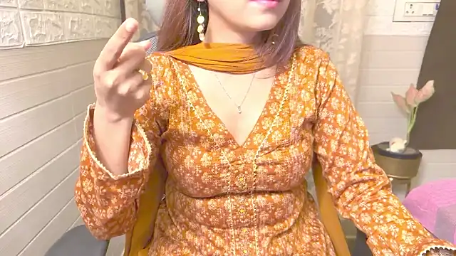 Snapshot of Your_Sassy_Goddess chatting on 19, 3, 2025 Your Sassy Goddess online show from 19, 3, 2025