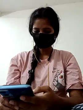 Snapshot of _SonPari_ chatting on 13, 12, 2024 SonPari online show from 13, 12, 2024