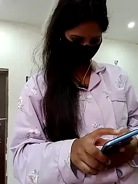 Snapshot of _SonPari_ chatting on 15, 12, 2024 SonPari online show from 15, 12, 2024