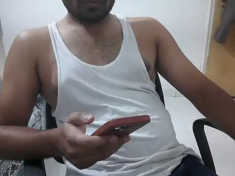 Snapshot of WildDick0007 chatting on 29, 12, 2024 WildDick0007 online show from 29, 12, 2024