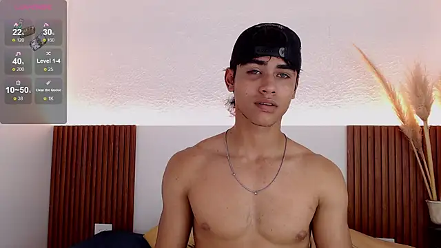 Snapshot of zander_2120 chatting on 4, 12, 2024 zander 2120 online show from 4, 12, 2024