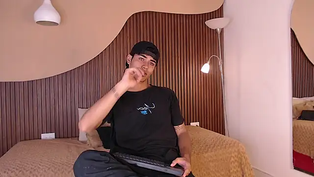 Snapshot of zander_2120 chatting on 27, 2, 2025 zander 2120 online show from 27, 2, 2025