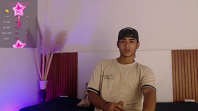 Snapshot of zander_2120 chatting on 14, 3, 2025 zander 2120 online show from 14, 3, 2025