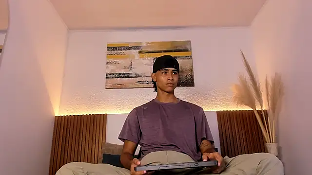 Snapshot of zander_2120 chatting on 25, 10, 2025 zander 2120 online show from 25, 10, 2025