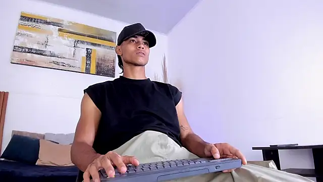 Snapshot of zander_2120 chatting on 15, 11, 2025 zander 2120 online show from 15, 11, 2025