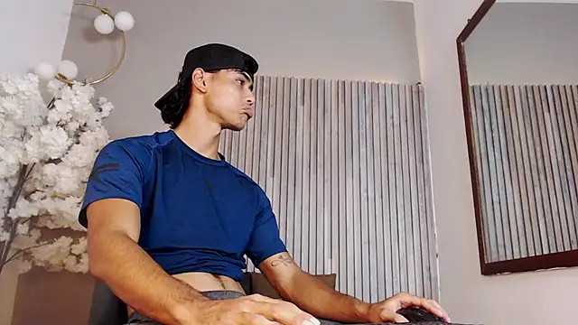 Snapshot of zander_2120 chatting on 29, 11, 2025 zander 2120 online show from 29, 11, 2025