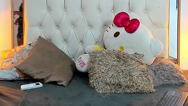 camila sex latina online show from 7, 1, 2025