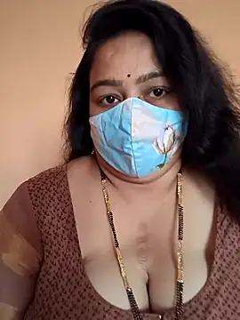 neelu-hoty online show from 5, 2, 2025