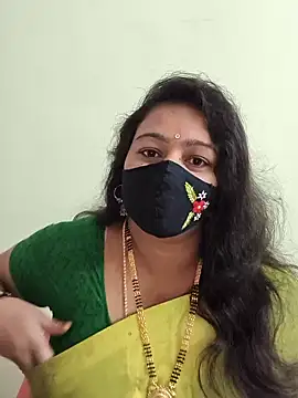 neelu-hoty online show from 7, 10, 2025