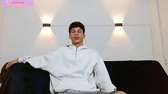 Snapshot of jeff_ross chatting on 7, 10, 2025 jeff ross online show from 7, 10, 2025