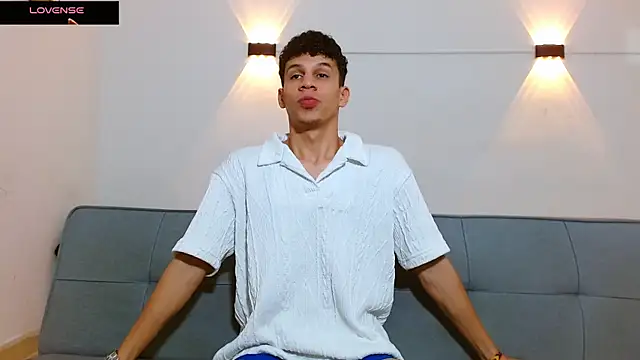 Snapshot of jeff_ross chatting on 24, 11, 2025 jeff ross online show from 24, 11, 2025